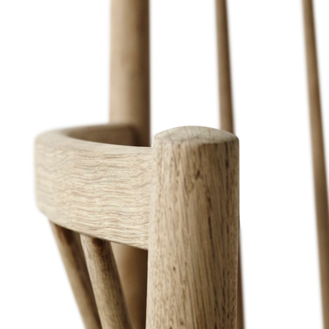 J81 - Chair - Oak - Lacquered