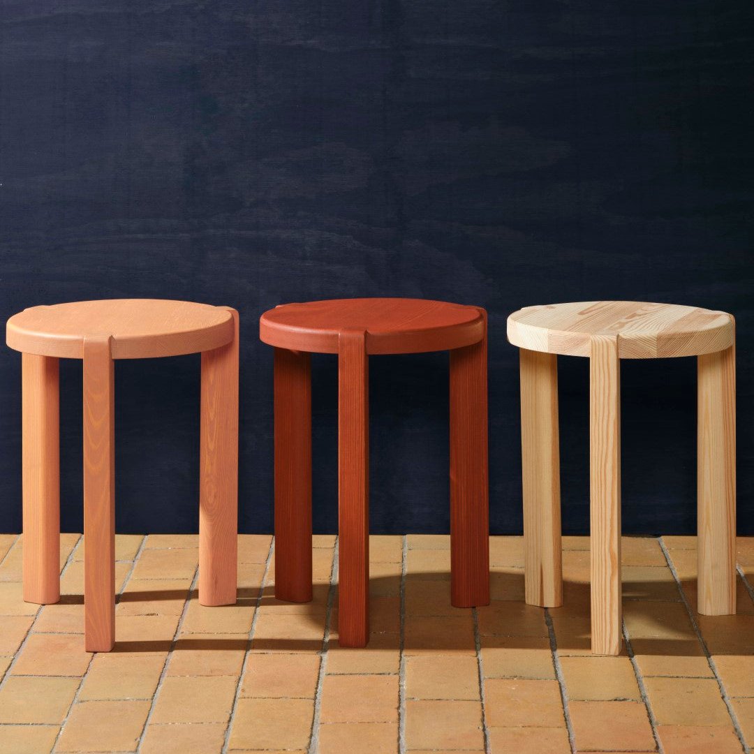 D108 Ragnesminde - Side table - Carmine Red