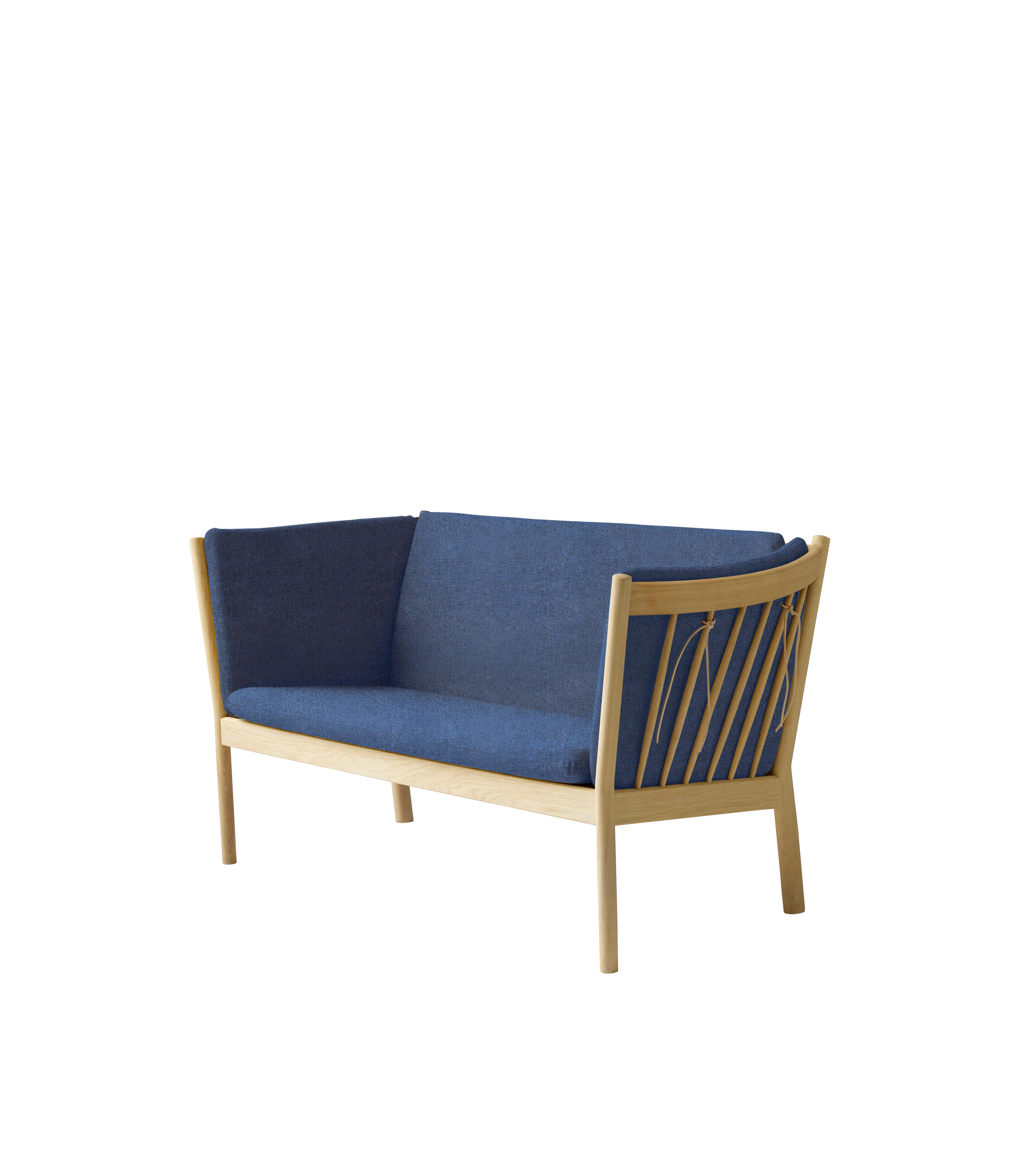 J148 - 2-Seater Sofa - Oak - Dark Blue (36)