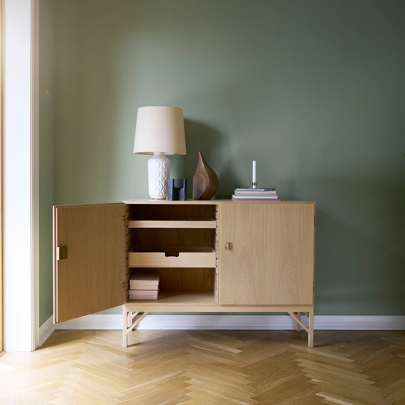 A232 - Shelf for sideboard - Oak