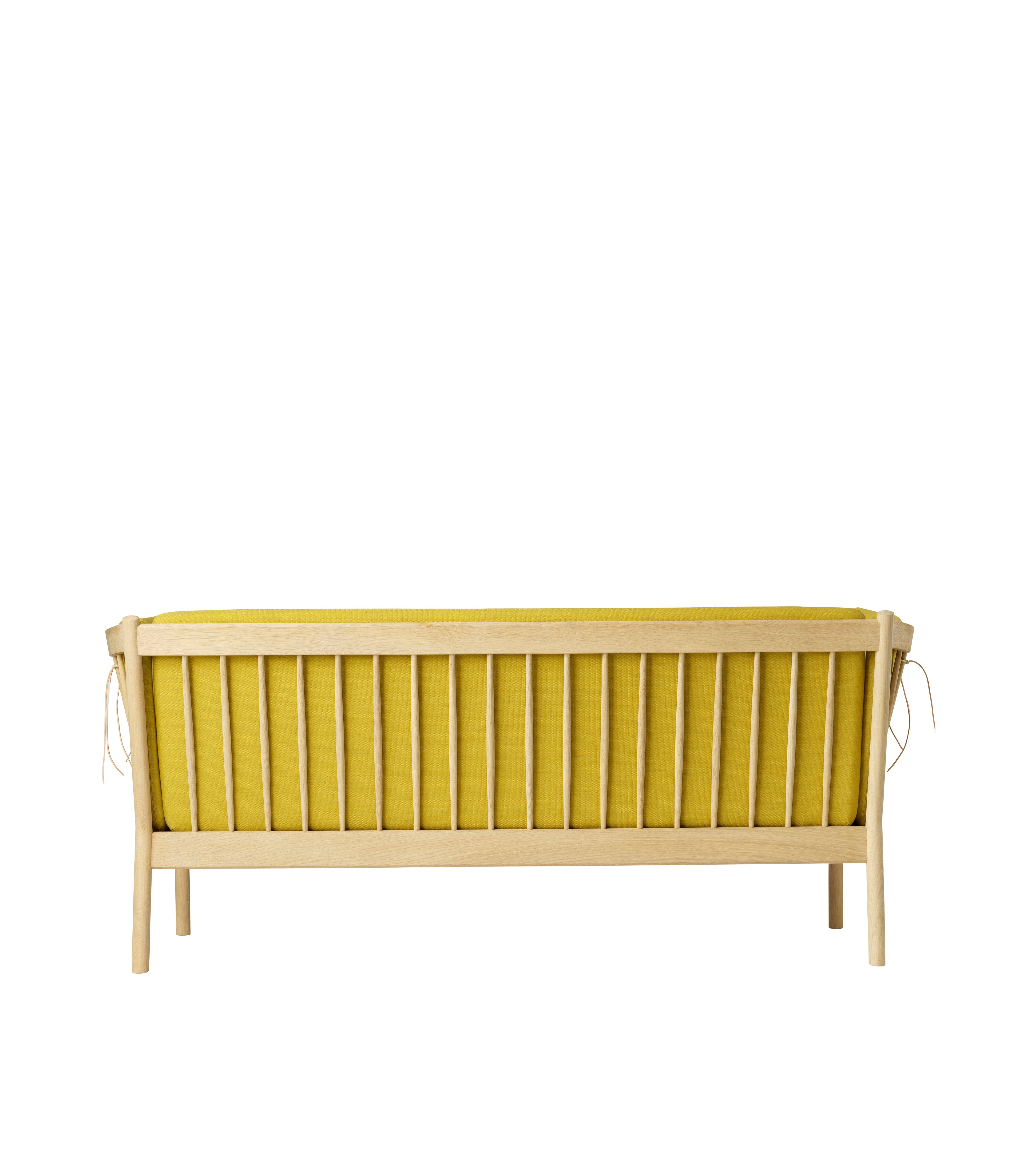 J149 3 personers sofa i Eg Yellow af Erik Ole Jørgensen